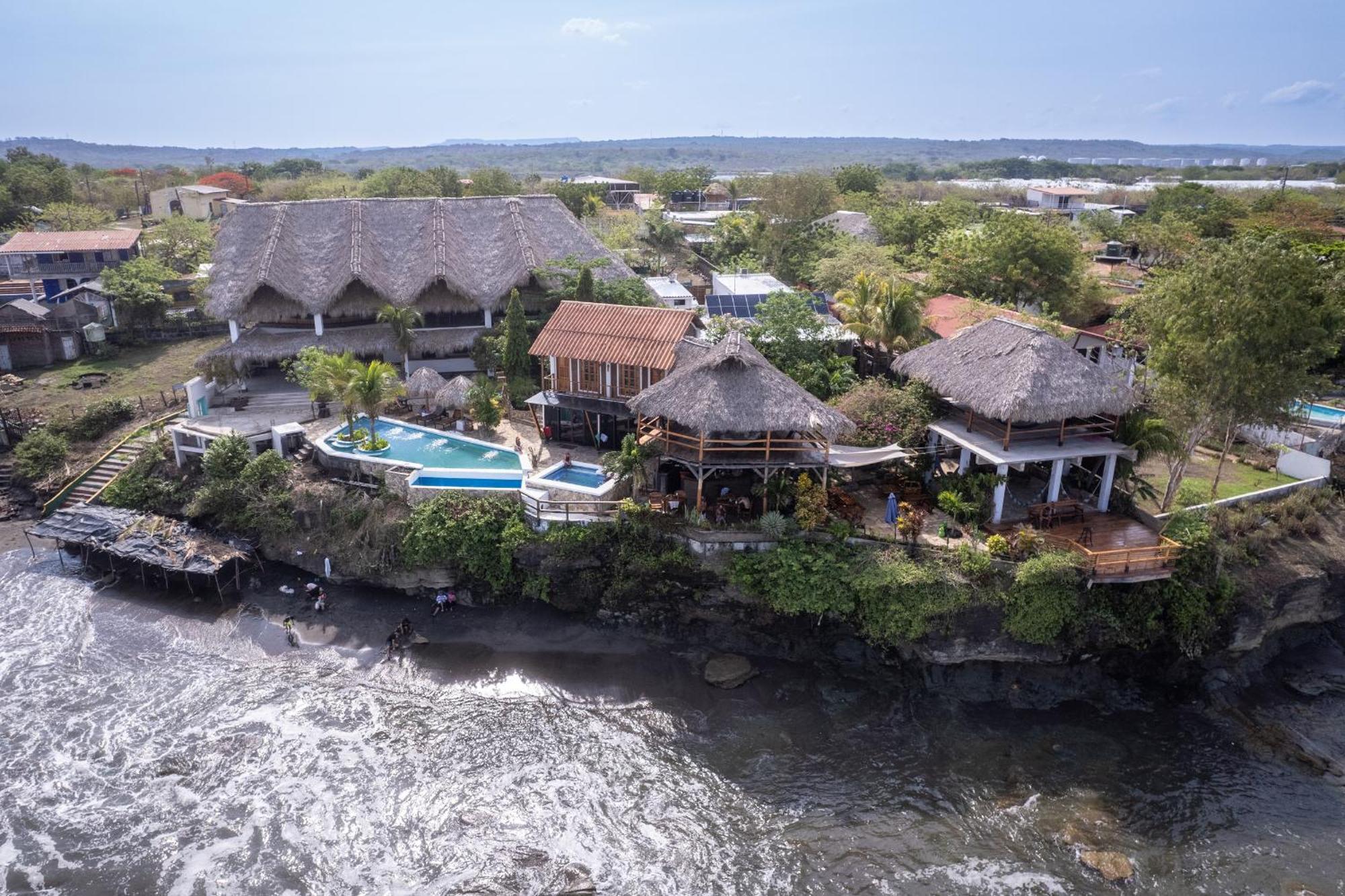 Вилла Miramar Surfcamp Пуэрто-Сандино Экстерьер фото