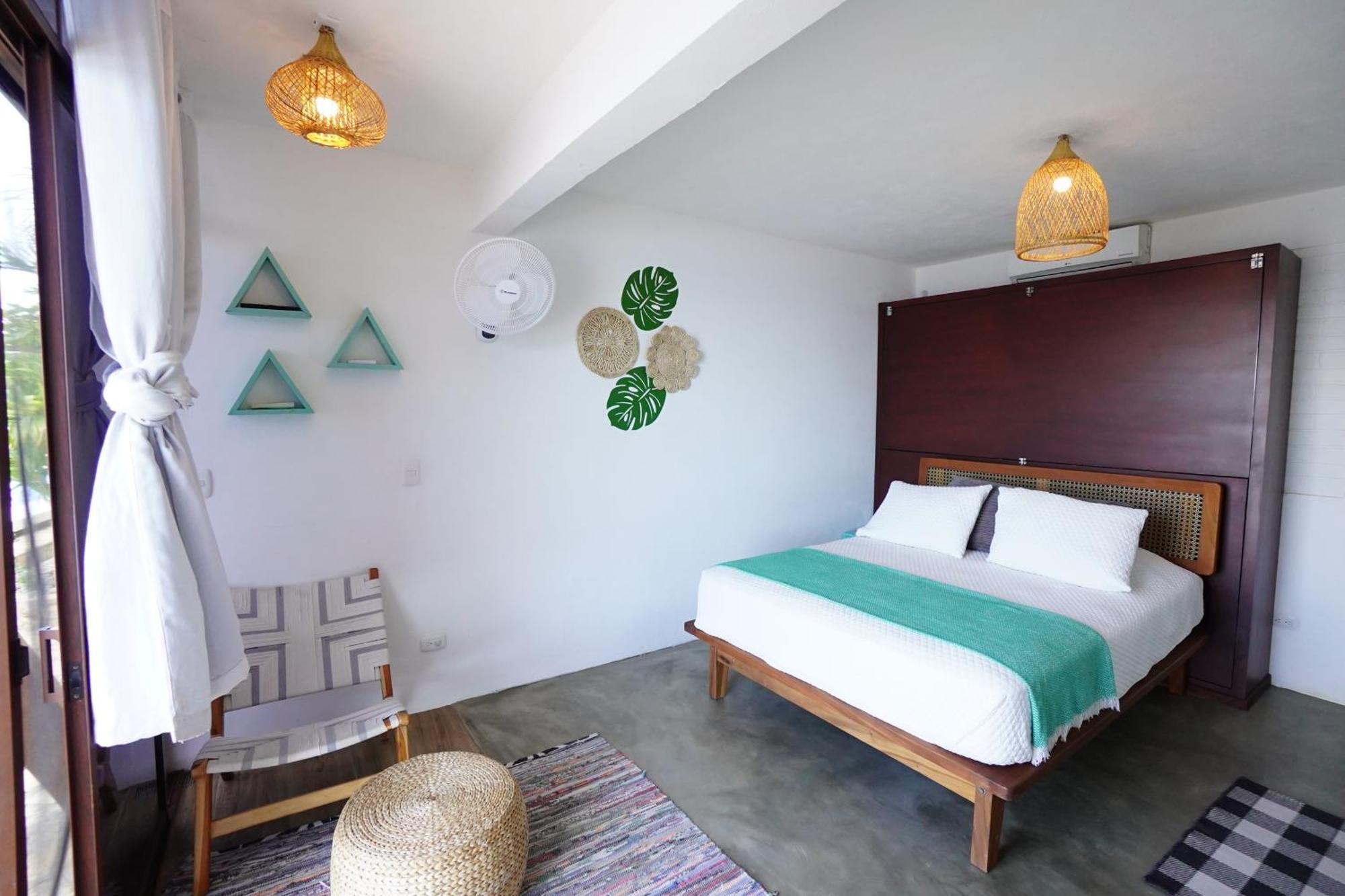 Вилла Miramar Surfcamp Пуэрто-Сандино Экстерьер фото