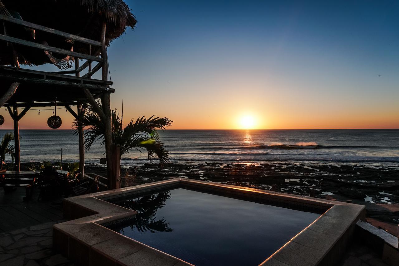 Вилла Miramar Surfcamp Пуэрто-Сандино Экстерьер фото